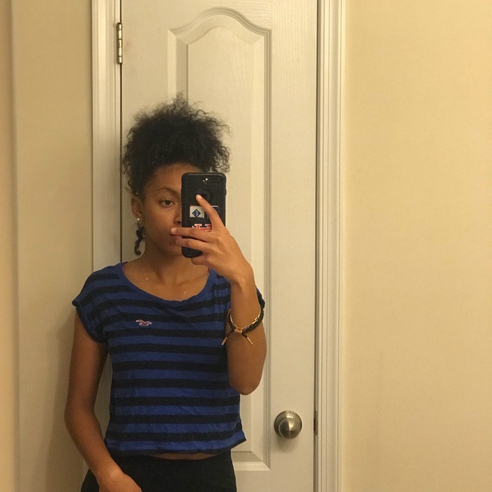 HOLLISTER STRIPED CROP TOP